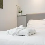 Executive Boutique