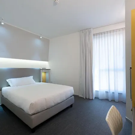 Executive Boutique Hotel 4*