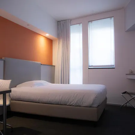 Executive Boutique Hotel 4*