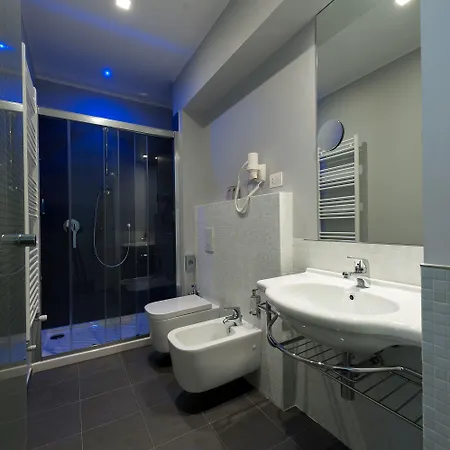 Executive Boutique 4*