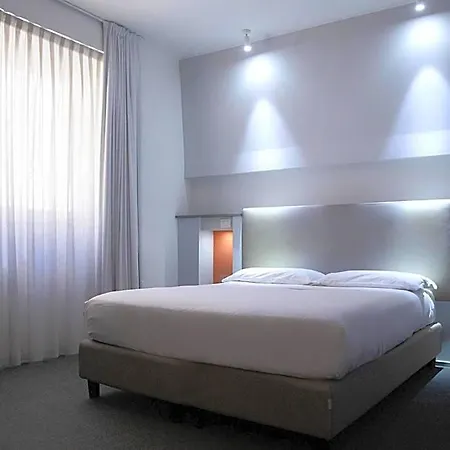 Executive Boutique