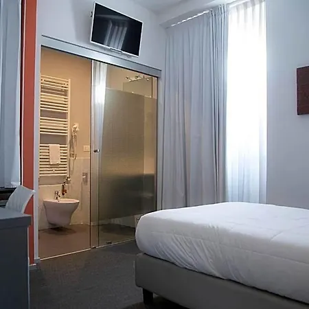 Executive Boutique فندق برينديسي