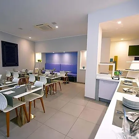 Hotel Executive Boutique 4*
