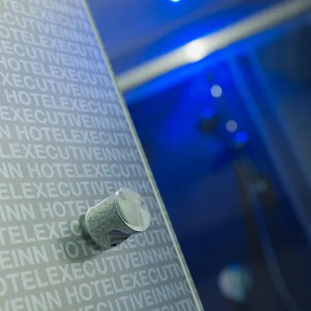 Executive Boutique فندق برينديسي